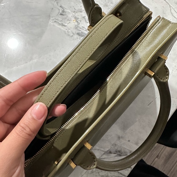 NWT SAINT LAURENT GRAIN DE POUDRE MEDIUM UPTOWN TOTE IN VERT KHAKI - Picture 5 of 8